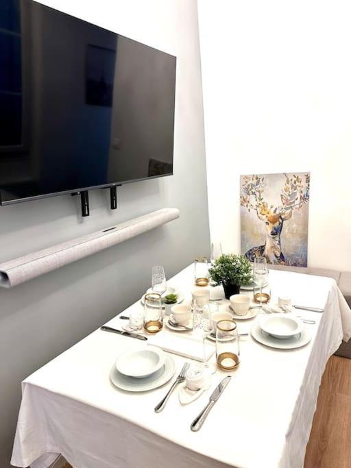 Appt Renove Proche Montmartre Gare Du Nord Et Est Apartment Paris Exterior photo